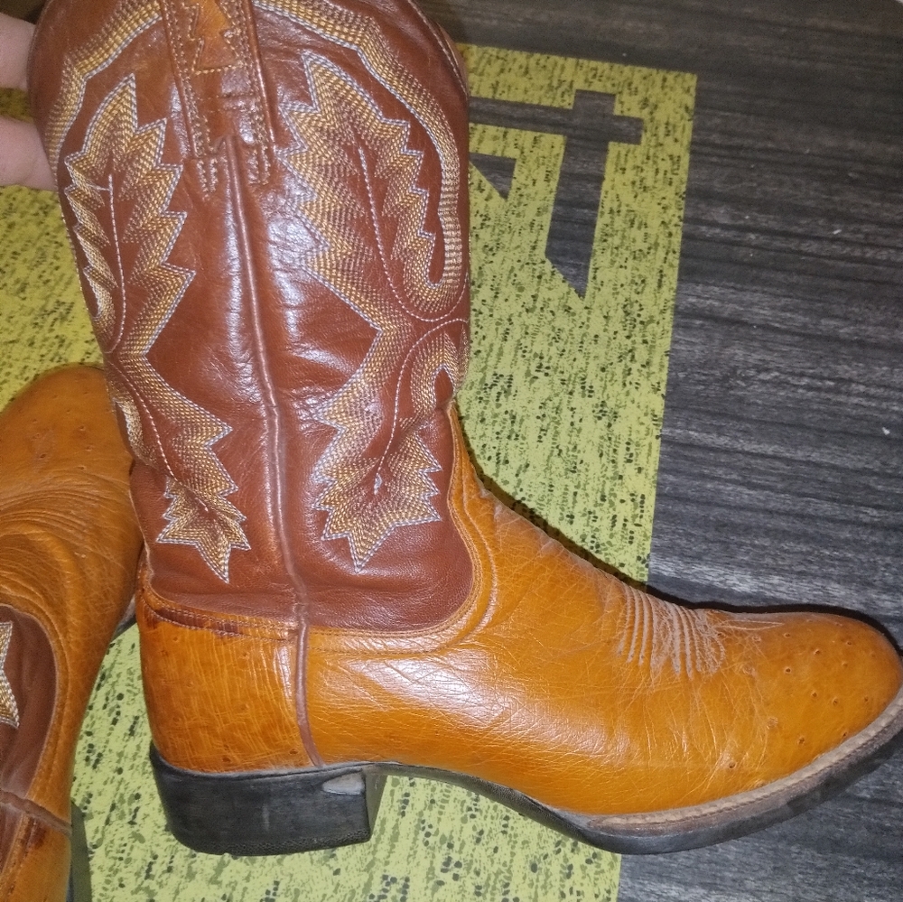 Ariat boots size 7 - Picture 1 of 7